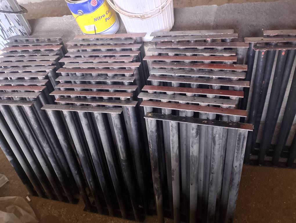 حديد ديكور أو رف عدد 41 [***********] السليمانية, العراق
