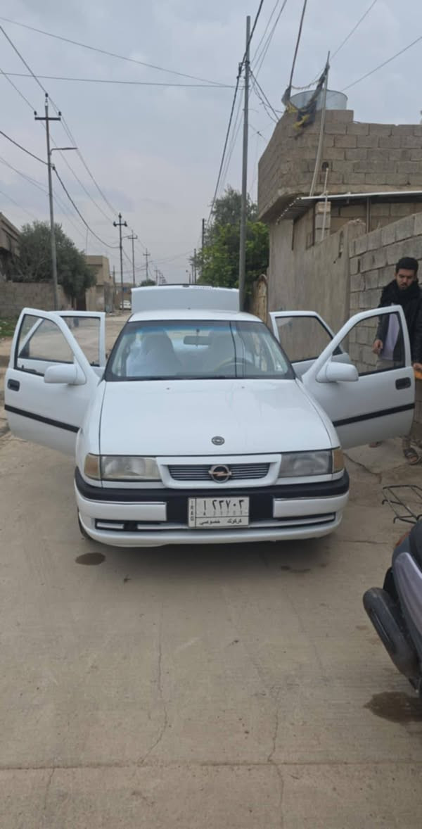 سلام عليكم
للبيع فكترا موديل 1993

محرك 20 شرط صبغ جماليه
شرط التحويل رقم كركوك 

سعر 7.300 مليون

رقم التواصل ***********
