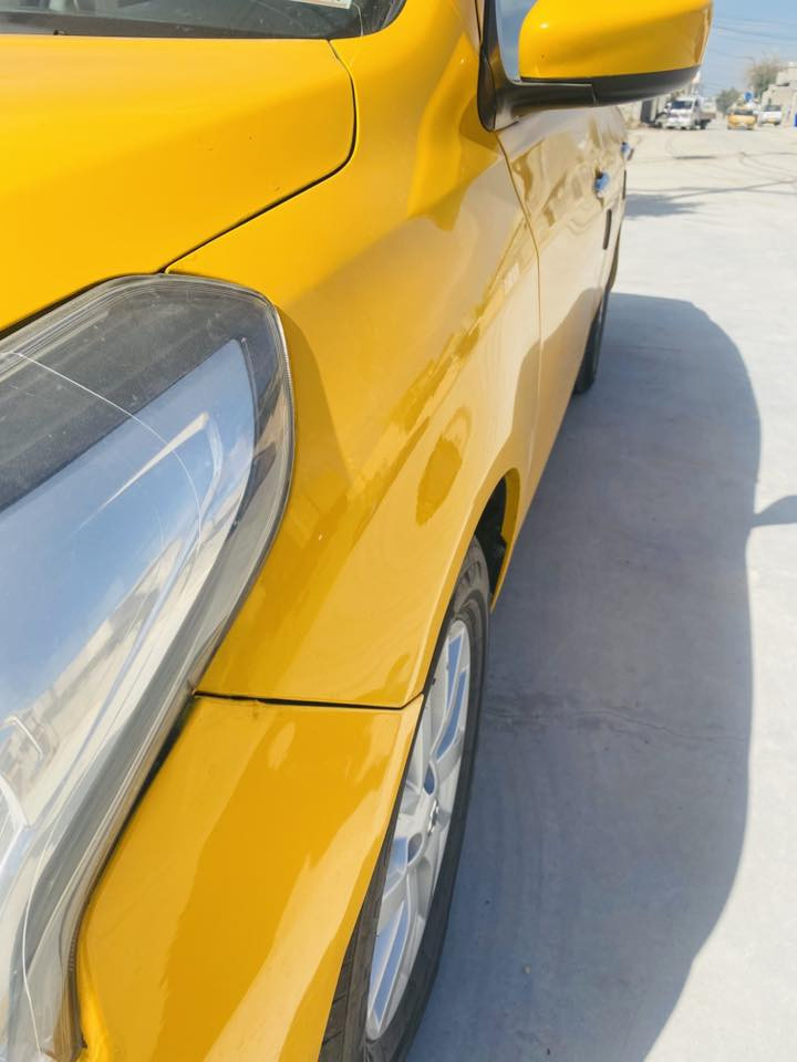 ***********  نيسان فيرسا مديل 19 رقم كركوك سياره كلش نضيفه بيها جاملغ وبنيد تبديل وبشاصي شويه ماشيه جوه ١٠٠ سياره فول  سعر ب115 وبيها مجال
