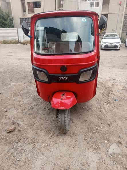 السلا م عليكم تكتك مديل 18 مرقم بغداد البيع السعر 3 و٧٥٠ المكان البياع مصبوغه عام بيهه مكينه جديده /***********
