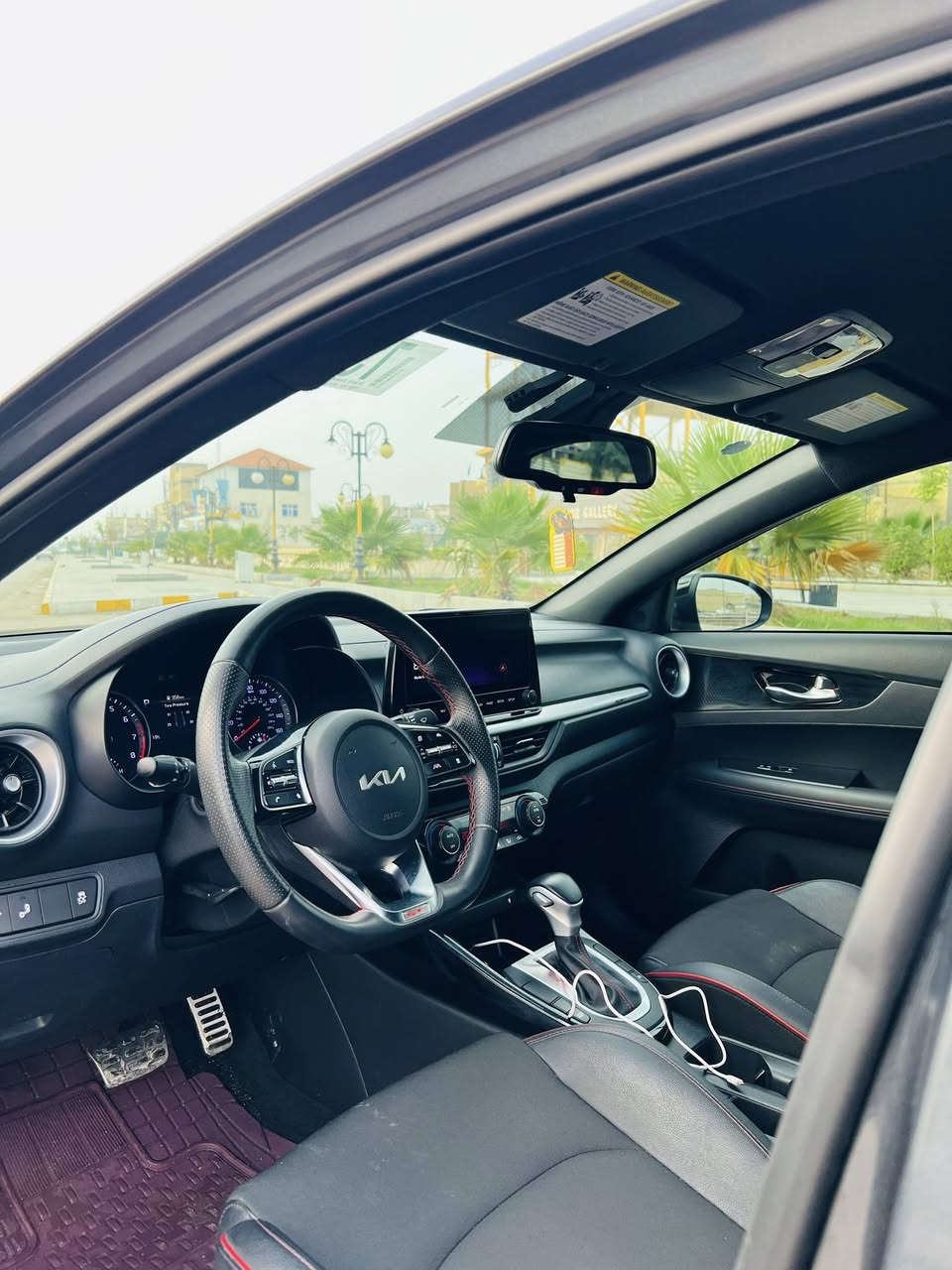 السلام عليكم للبيع 

كيا فورتي ( جيتي  ) فول رقم ذي قار حره بسمي 
وارد امريكي 
ماشيه 30مايل 
موديل 2024
دخول بصمه ذكي
نظام ترحيب
تشغيل عن بعد 
بصمة ابواب
حجم المحرك1.6T✈️  
شاشة كبيرة Apple Car Play
سايد بريك بصمه
اوتو هولد Auto Hold
حساس ضغط الاطارات 
 كامره دواره خلفيه 
رادار امامي 
 اشاير في المرايا+رادرات جانبية
نقطه العمياء
قيادة ذاتيه 
تحديد مسار
مثبت سرعه Cruise
توقف ذاتي
تبريد شاشة + مناخ منفصل  
كشنات(GT )
اشاير بالمري 
لدترحيب 
لد امامي LED
لد خلفي LED
جنطه كهربائي 
ويل كب كروم 
سبايدر خلفي
اوضاع قياده Drive Mode
نظام سبورت sport
 نظام نورملNormal
نظام سمارت Smart
تحكم ستيرن جهتين  
دركة سبورت (GT)
مكان ناصريه تقاطع الرايه
السعر 170 وبيها مجال للشراي
الاستفسار التصال عل هذا ***********
