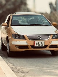 ليفان ٦٢٠ • ٢٠١٣ • كاميرا زينون شاشه