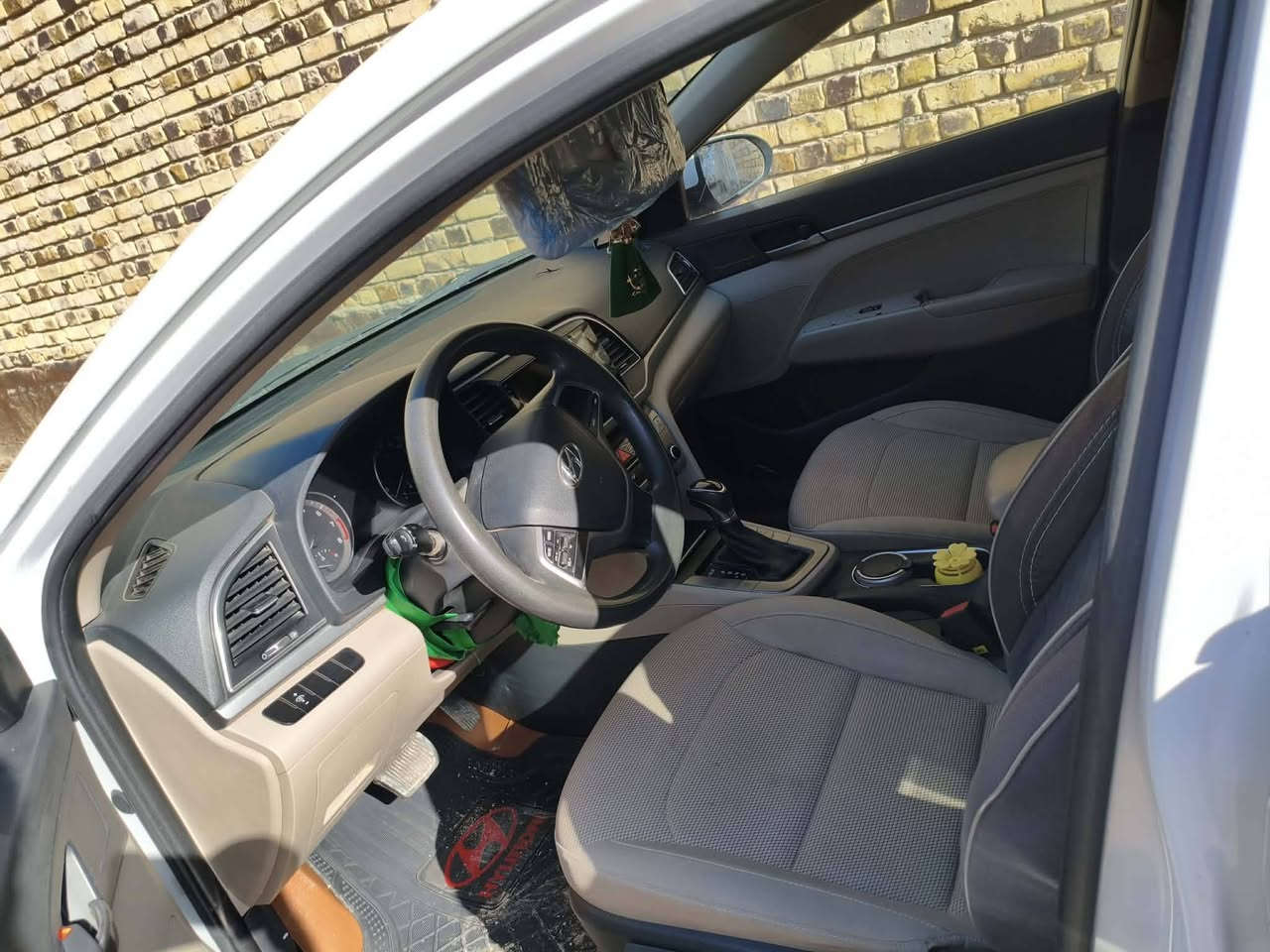 السلام عليكم 
النترا  2019  خليجي سوبر
 فول مواصفات وجاهزه من كلشي ✅✅
بأسمي تحويل مباشر ✅
 مكينه 2000
بيه بس بنيد مبدل بلادي شرط مو تجاري
 مال سياره بها حادث جبته وشديته 

السونار مرفق بالمنشور✅🤩✅
سياره نظيفه وبسعر معقول بالعافيه ع الياخذها ✅🤩✅

السعر :: اطلبه بالتعليقات يصلك خاص 📩🟥🟥✅
 رقم صاحب السياره 
 0782189513


**إذا كنت صاحب هذا الإعلان وتريد حذفه لأي سبب، رجاءا أرسل رسالة إلى الدعم الفني**