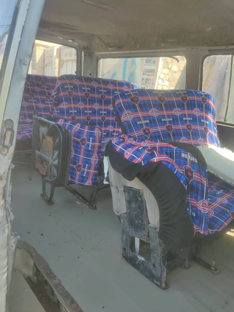 سلام عليكم كيه بسته للبيع او مراوس بسياره صغيره موديل 94 رقم احمر المكان واسط كوت شعندك نزل مراوس سياره كير  ومشط باور  مكينه كله نضيف  مطلوبه 300 مرور رقمي ***********
