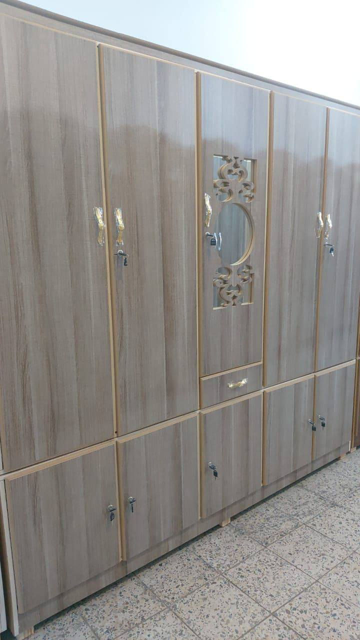 غرفه خشاب تركي جديده غير مستخدمه للبيع
السعر 450 وبيها مجال  
للأستفسار ***********
