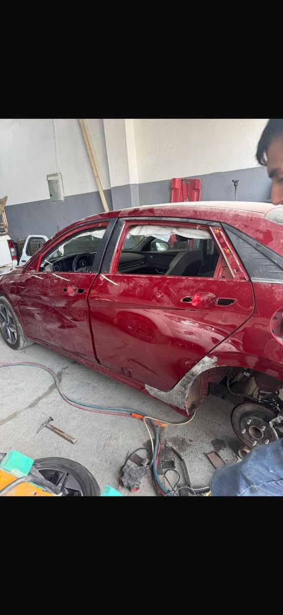 السلام عليكم 
النترا 2023امريكي فول لمتدد ماشي 40الفmiحادثهه بابين مبدلات اصليات الون نفس صور الحادث بلمنشور  رقم اربيل بسمه تريد وكاله تريد تحويل 
السعر 170بيهه مجال 
اني مكلف بنشر 
رقم صاحبه السياره 0 771 171 1254
