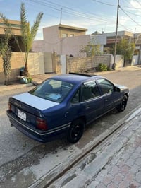 أوبل فيكترا • ١٩٩٣ • ١٫٨ قير عادي