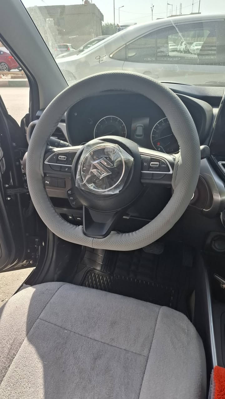 السلام عليكم لبيع سيارة سوزوكي فرونكس مديل 2025 أستلام شركه زيرو ماشيه تقريبا أقل من 5000 حرة مرقم بغداد لعلم مداور بنفس اليوم للاستفسار الاتصال بلرقم *********** ابو علي مكان السيارة السماوة
