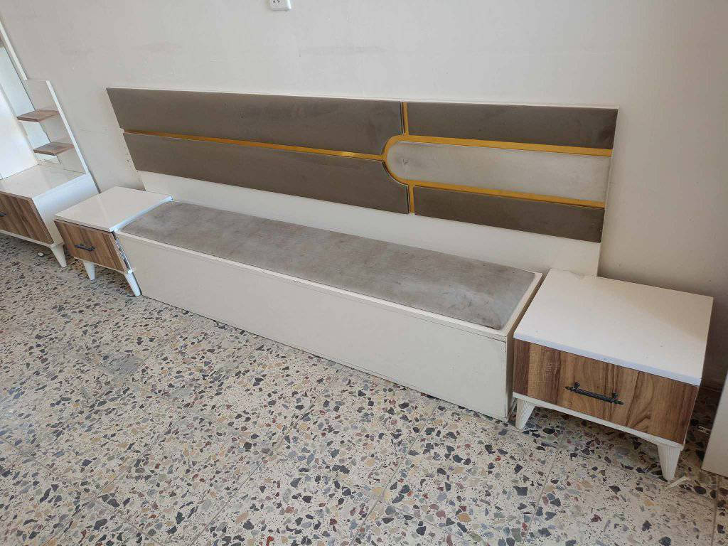 غرفة تركي 🇹🇷 مستخدام 7 قطع  ✨✨
نضافه 90 💯
ابواب  💖
السعر500  💖💸
مع شد🪛 ونقل 🚚  مجاني  داخل بغداد  محافظات بكروه


**إذا كنت صاحب هذا الإعلان وتريد حذفه لأي سبب، رجاءا أرسل رسالة إلى الدعم الفني**