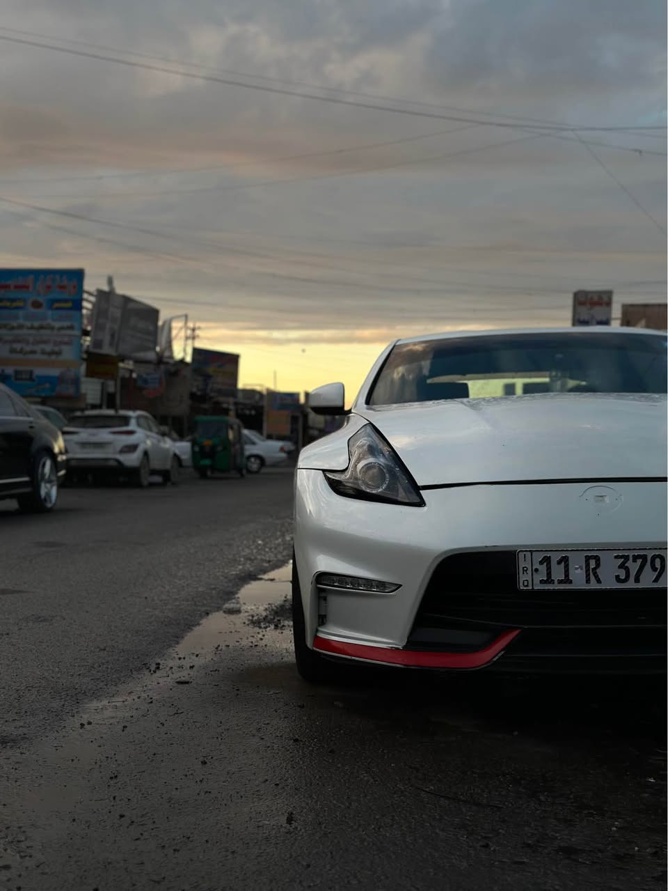 للبيع او مراوس 

نيسان: 370z 
فئه :ال S package 
موديل: 2014
اللون : أبيض صدفي ميتاليك
مكينه: 3.7 /V6 
كير: عادي 6 نمر ما عدى البگ
ممشه السياره : 70 الف
ضربتها جاملغ خلفي عكس السياق 
الصبغ  القطعه الجاملغ و ٣ قطع اخرى أثر صفار فقط !!! لان تعرفون الصدفي الميتاليك شويه نحس
سماعات : bose +دمام سستم كامل 
عليها شاشه kenwood يعني تحكمات الستيرن كلها شغاله وتكدر تعدل عليهن 
غرفه السياره لونين احمر +اسود وشغل حسين شماره بعد
ويل فولگ ريسنك تو سايز 
التزويد !!!
المكينه عليها فلاتر k&n
بلكات رياضي  
عليها كاج كان 
بالنسبه للادامه كل شهر ادامه كامله اسويلها 

 عليها كلج رياضي يعني انسه شي اسمه ازدحام لا تاذي رجلك بالكلج ولا يخلص يعني يبقه وياك عمر كلش طويل 
السياره عليها صالنصات باور واكس بايب بوابات 

للتواصل واتس اب :*********** بغداد, العراق
