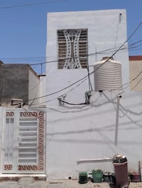 نحف عسكري • ١٠٠م • طابق ونص