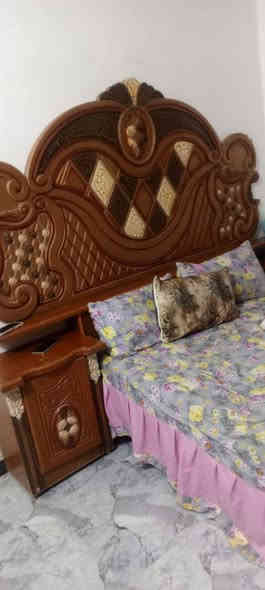 غرفه البيع نضيفه عوزهه بس جام مال الكنتور ما مكسره صاج  جديده  مكان ناصريه مركز السعر 900 او بيهه مجال الرقم ***********
