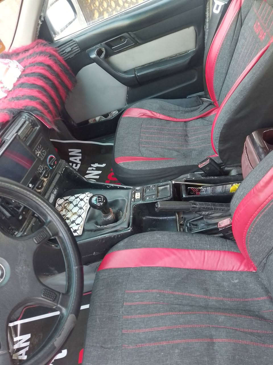 السلام ۈعـْليگمٌ-ٱلسّلٱمّ:ﯙرحـّمَة ٱللـّہ ۈبٌرگـّاتہ
بي ام 525 اربيل سنويه باسمي هزه 2027 وسنويه كذالك.موديل 90 كير عُاَدّيَےّ  االسعر 45 ورقه. العنوان بغداد حسينيه الراشديه 

***********
