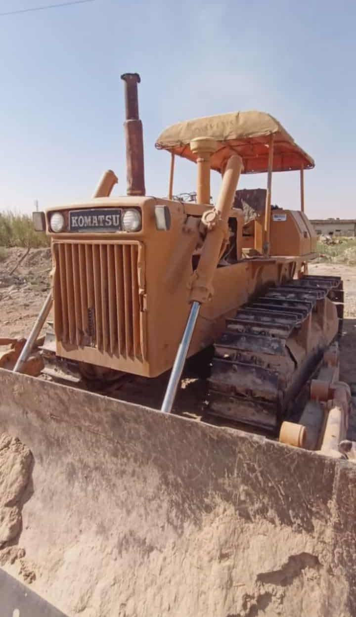بلدوزر موديل 82 حجم 65 ارقام وسنوية مشروع وطني الاتصال على الرقم ***********
