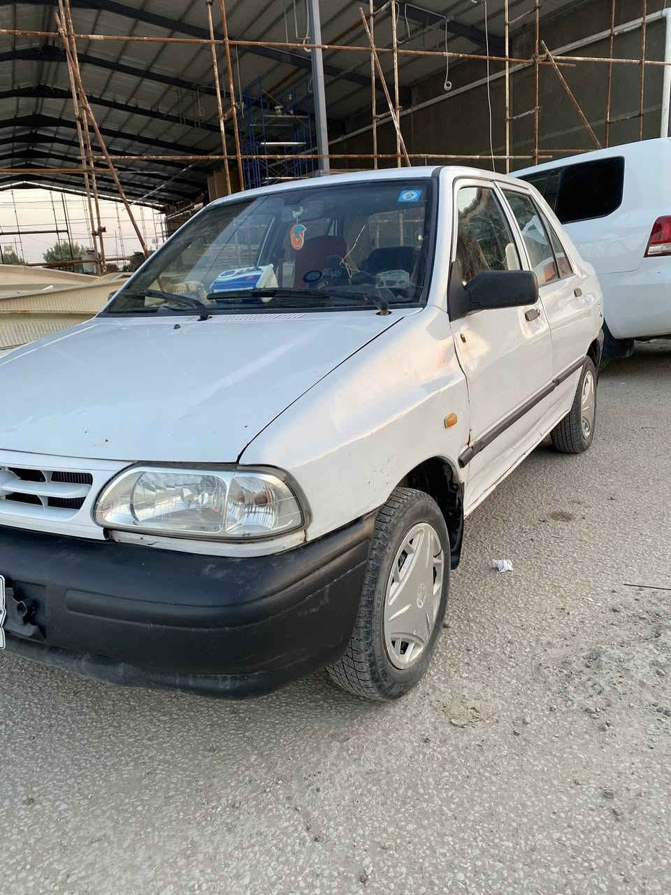 سلام عليكم سايبه للبيع موديل 2015 دواخل نظيفه مداور ثاني يوم شواصي بلاديه  حداديه جديده  مكان نجف  السعر 42 وبيه مجال بسيط شراي يتصل‏ ***********
