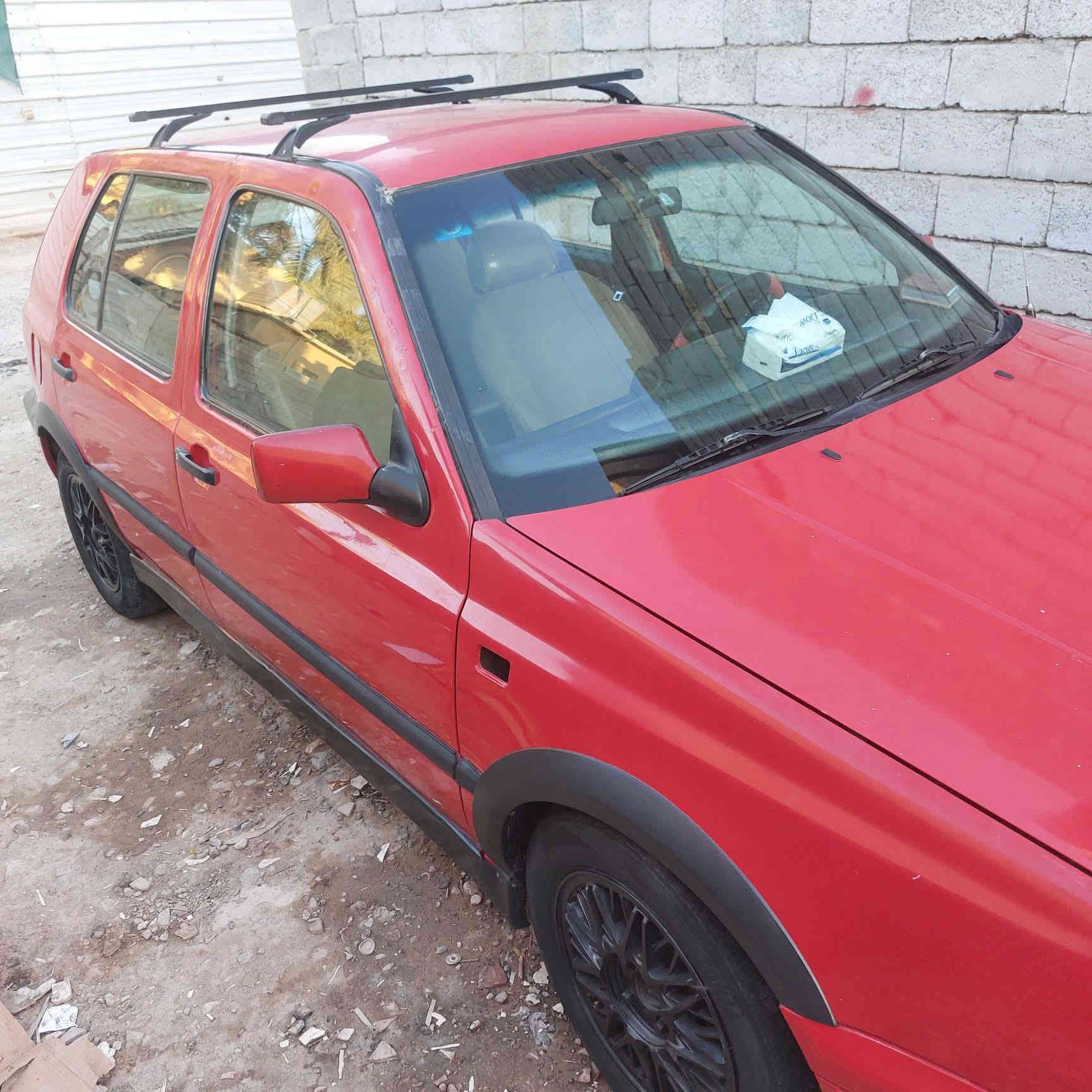 السلام عليكم كوالف البيع
موديل ١٩٩٢ كير اتوماتيك السعر ٣٨ 

وبيها مجال حك الجيه وتجي واشوف 

السياره بعينك ***********
