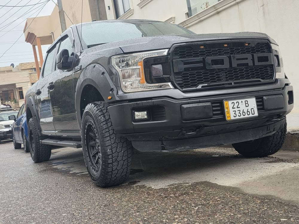 FORD  F 150 XLT 2018
گیر لە سوکان‌‌ دەرگا گەورە بۆدی کورت مرغوب ٨ پستن  جاملخی سیاق سبوغ روبعەک بونیت و روبعەک بۆدی سبوغە پیشی کەپسە وینەی دەعمی دانراوە  155 هەزار رۆیە مکینە نەکراوەتەوە گیر و مەکینە کەپسە کامل کراوەتە ڕاپتۆر هیچ مەسرەفی تیدا نیە 
سعر  ٢٠٧ وەرەقە و مجال
موبایل  *********** أربيل, العراق
