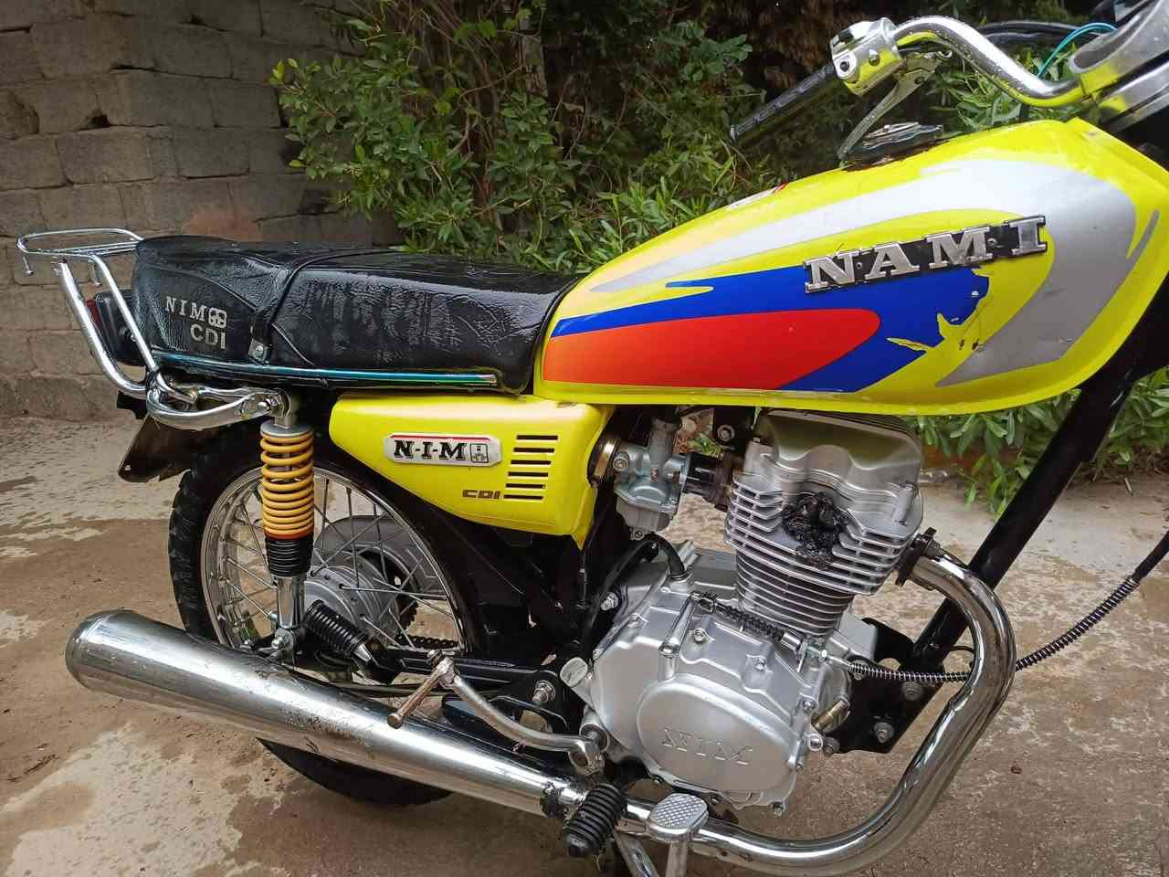 سلام عليكم شباب دراجه موديل 2024البيع اورااق سكنار وسعر 400
***********اخيك لا مو شري لا تعبنه
