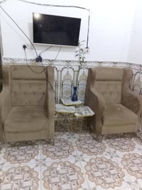 تخم • ٥ قطع • نظيف