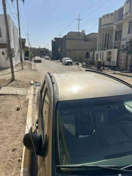 السلام عليكم 
جيب كومبارس للبيع موديل ٢٠٠٧ رقم بغداد ب اسمي شخصياً رقم دولي الانكليزي
مكينه كير اني شادهم انطيك بيهم ضمان
تبريد بدايه الصيف شديت منضومه جديده ( فريز + فان داخلي+ راديتر + كمبريسر ) 
كهربائيات كلها شغاله
حداديه ٧٥٪؜ 
تايرات ٨٠٪؜ 
باتري جديد 
تخم نوزلات 
تخم بلكات 
تخم مجاول 
حادث امريكا جاملغ خلفي عكس السايق وشويه من الباب ومعمرات بدون تبديل 
ونضربت عندي باب خلف السايق وبدلته 
نقصها شريط ستيرن هورن ما يشتغل 
مسنن مال جامه خلف السايق ما حصلته ماطور شغال وجامه جديده
سنتر لوك من الداخل يشتغل من الريمونت ما يشتغل 
السعر ٦٠ وبيها مجال 
عنوان السياره 
ذي قار / ناصريه / حي اور / قرب دار المسنين 
للتواصل 
‎*********** احمد علي
