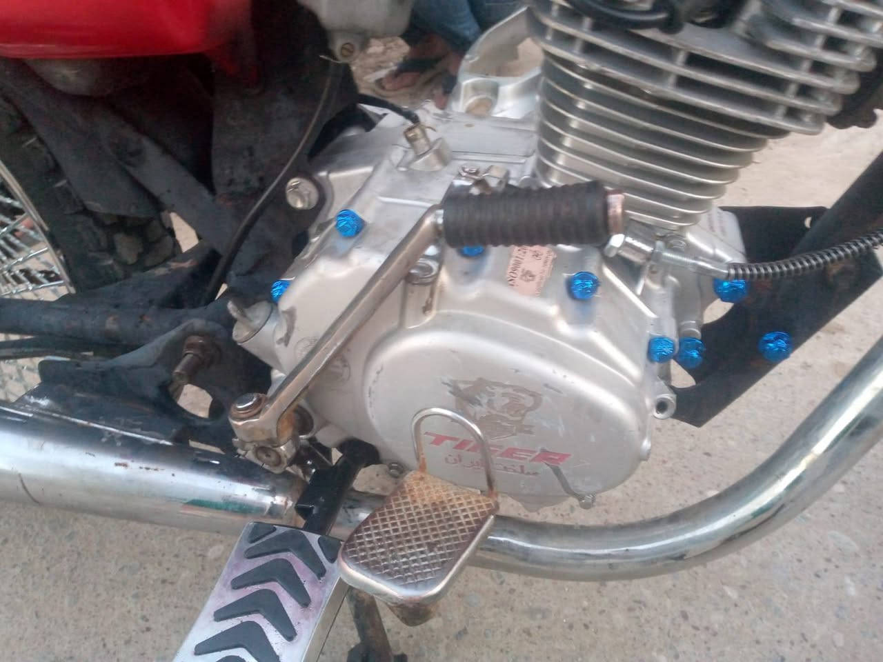 سلام عليكم عدي يراني لبيع 2021كلشي مابي نضيف خير من الله مكن بغداد *********** السعر 500
