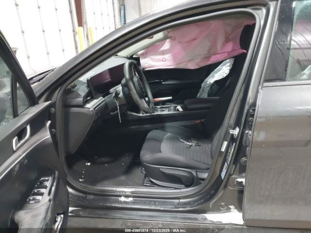 #سعر_البيع_المباشر_69_ورقة
2025 KIA K5 LXS
تاريخ المزاد: 3/19
المسافة المقطوعة 14219 mi 
#نشحن الى دبي و عمان و البصرة و كردستان و تركيا
بالامكان ادخالها
 #بكتاب_ذوي_الشهداء_باعفاء_كمركي_مع_اعفاء_الرقم 
#العقبة
#ام_قصر
#الشمال
⬅️نتكفل بالسيارة لحين وصولها 
⬅️اي استفسار مراجعة المكتب 
⬅️ عملنا شراء السيارات من المزادات الامريكية والكندية
#لدينا_تقرير_Carfax_مجاني_فحص السيارة قبل دخولها المزاد 
⬅️لدينا ورشة تصليح في دبي 
⬅️لدينا معقب لتخليص السيارات (حرة  او ذوي الشهداء ) و ايصالها الى الزبائن
📍العنوان النمرود #قرية_السيد_حمد 
⬅️اوقات الدوام من 4:30 عصراً وحتى ال11 ليلاً كافة ايام الاسبوع 
ما عدا السبت والاحد عطلة المزاد 
☎️ للاستفسار الاتصال على الرقم
عمر سعد
*********** :📞
