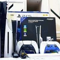 للبيع PlayStation 5 Slim ✅ مواصفات الجهاز:  * سعة التخزين: 1 تيرا نظيف...