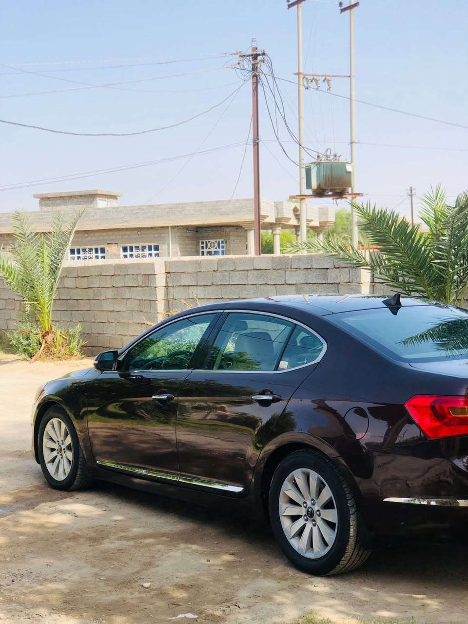 سلام عليكم 
كادنزا 2011خليجي فول مواصفات ماعدا البصمه
لمتد 6 سلندر مكفوله فقط الدعاميات صبق
دوشمه جديدة ياباني اصلي
تخم تايرات جديد
صدر امامي خلفي جديد 
محرك كير جديد 
باسمي هزه و رقم جديد
السعر 125 وبيها مجال 
الاستفسار ***********
