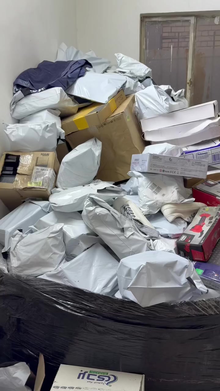 Dhl. الماني مضمون 100/100 بدون اي فرز. بدون اي تعبا.   وسعر اقل من المكس ب6الاف الكيلو 
كلشي يطلع بي منزلي الكتروني ملابس احذية. مشكل  مال حيوانات


**إذا كنت صاحب هذا الإعلان وتريد حذفه لأي سبب، رجاءا أرسل رسالة إلى الدعم الفني**