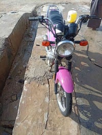 دراجه لبيع الدراجه نقصه بس دبلاات عوج شويه كلك كلك مكفوله من السرقه ال...