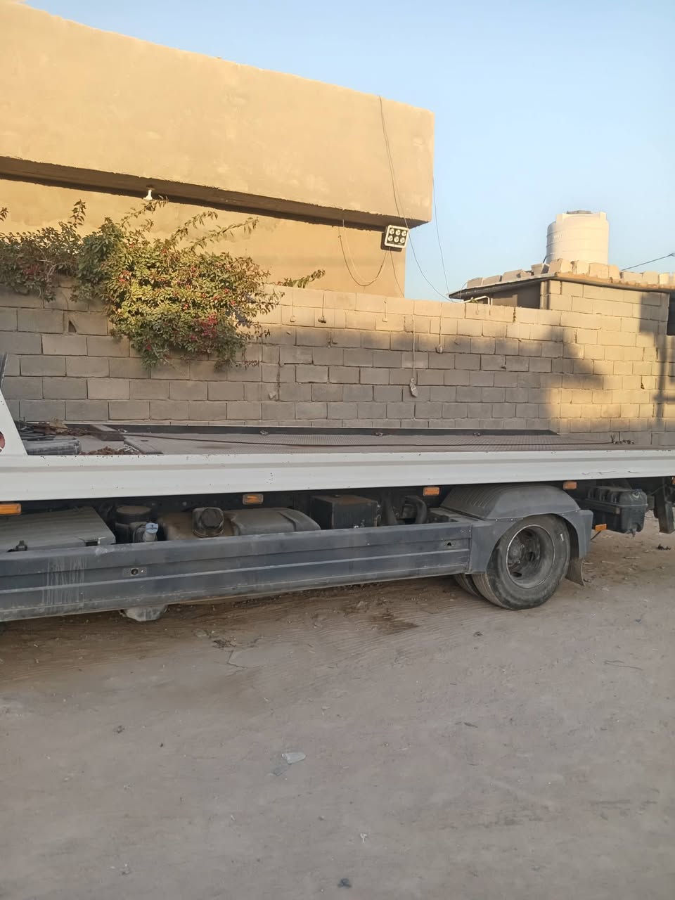 اتيكو اربعه سلندر ستة برغي حجم ٨١٨ طول البدي ٦٤٠ مكينة گير اكسل شرط الضمان سنوية ٢٠٣٠ نهاية شهر ٨ تخم تاير جديد متواجد فقط على الهاتف او الاتصال غير متواجد على الفيس 
***********
