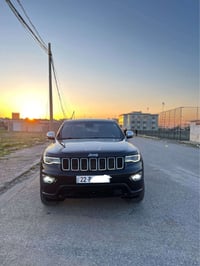 جراند شيروكي لمتد • ٢٠٢٢ • فول مواصفات