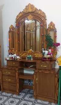 غرفه نوم • للبيع • واتس