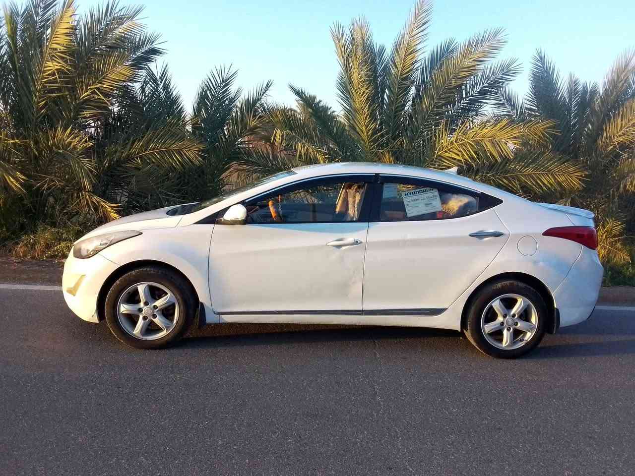 سلام عليكم الانترا خليجي 2012رقم بغداد مكينه 1600
الجديد صدر امامي خلفي جديد تخم تاير سيارة نقص بس تبريد بيها قطع صبغ بس بدون دواخل سونار مرفق مع صور مكان ديالى رقم الهاتف ***********
