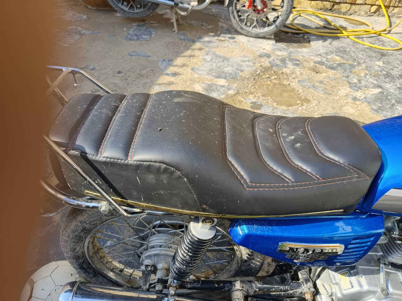 تانكي محكوك زنجاري راسطه وكشن البيع   60بية مجال رقم ***********
