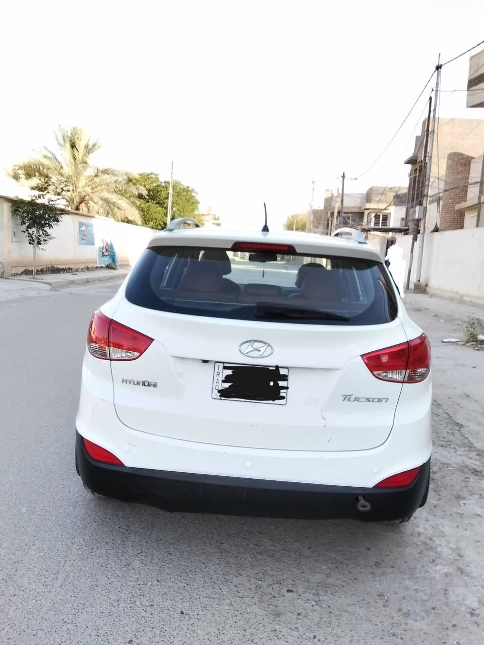 السلام عليكم...
توسان للبيع المكان بابل ( حله )...
 --------------------------------------
1 - هيونداي توسان 2012 فول مواصفات...
2 - محرك 2400 DOSH...
3 - 4 سلندر...16 صمام... لكل سلندر 4 صمامات
4 - بنوراما 2...
5 - مصابيح اماميه زنون...
6 - حساسات خلفيه...
7 - كاميرا خلفية...
8 -مقاعد جلد...
9 - MB3...
10 - مدخل Aux...
11 - تايرات جديده...
12 - سبير جديد...
13 - تبريد ثلج ❄️...
14 - ماشيه 138...فقط.
15 - جامه السايق كهرباء...
16 - تحكمات ستيرن....
17 - كير اوتماتيكي...
18 - كير AT...
19 - مري قابله للطي...
20 - سايد بريك بل رجل...
-----------------------------------------
السياره مكفوله كفاله عامه ما عدا منطقتين بارد صغار...
السياره على ايد وحدة 
السعر اكتب ( تم ) بل تعليقات يوصلك السعر خاص 
للستفسار الاتصال على رقم...
( *********** )...
موجود واتساب + تلكرام...
