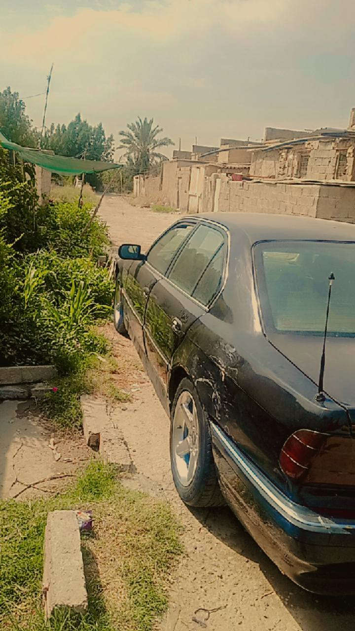 اعيد النشر بسبب الوعود الكاذبة كاسحة للبيع رقم بغداد دولي بسمي 
هزه جديده 
موديل 94 
30/V8
كشنات كهرباء 
تخم تاير جديد 
محرك جديد لاتبخير ولا تنقيص 
كير خير من الله
اترايك وين متريد 
منضومه فدراليه كامله بيه رماش
لون اسود غير محدد
ويل اشنايزر 
صدر 70بال100
السياره بيه نقوصات وكولشي اكو بالسوك 
السعر 55 وبيه مجال للشراي 
هذا رقمي مكان السياره بغداد العامرية 
***********/ اخوان بس الشراي يخابرني رحمه الوالديكم الميريد يشتري وبس اسوالف ليخابرني وهاي صوره كدامكم
