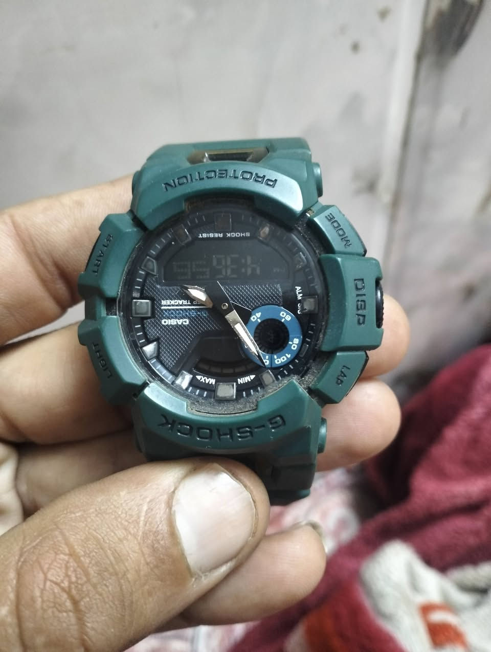 ساعتين جي شوك وحدة بدون سير وثنين حديد لبيع


**إذا كنت صاحب هذا الإعلان وتريد حذفه لأي سبب، رجاءا أرسل رسالة إلى الدعم الفني**