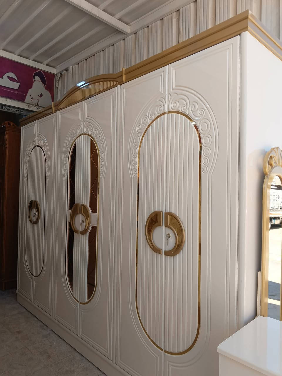 يا الله
كل ماهوه جديد تجدونه في معرض ونجارة الربح البسيط 
العنوان واسط كوت حي جهاد شارع النجاجير 
للاستفسار ***********واتساب .اتصال 
يوجد لدينا بيع ومراوس 
بلنقد ولقسد 
غرفه 6باب عالي ضمان 5سنوات 
نجاره عراقي 100/100
داخل وخارج صاج ومصبوغ الوان مرمري 
11قطعه+طابوريه هديه 
شد ونقل مجانا
