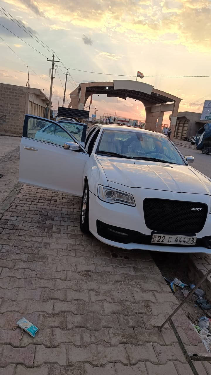 اوبامه 16 C كفاله عامه مكينه 3600 دواخل بيجي برده خلفيه كامره عينه 260 مرايه قلاب كشن كهرباي السعر 240 وبيه مجال قليل ***********
