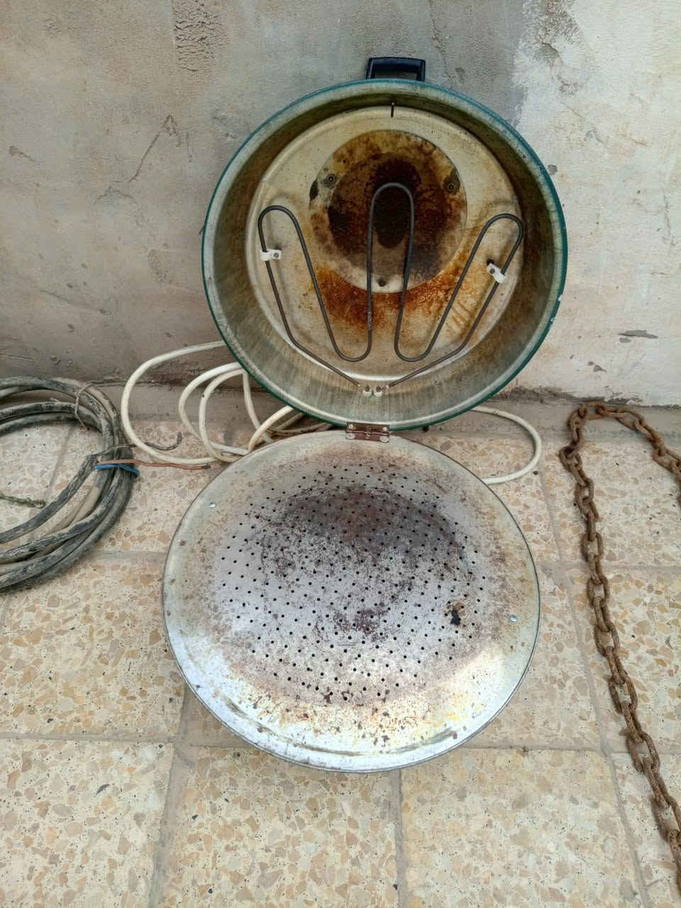 اغراص مستخدمه للبيع مكاني بل كوت الي يحب يتصل او واتساب خاص موجود- هذا رقمي بيه وتساب 
 ***********
