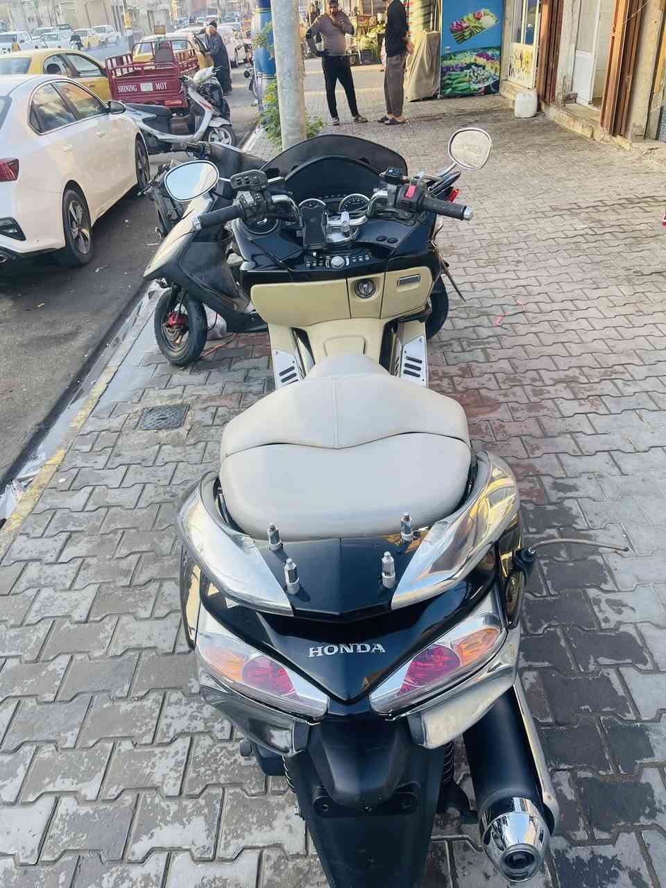 فورزه 010 MF اسرائليه 

مسجل يعلى وينصه ويه سكليتر

مانع انزلاق 

‏ABS

‏GBS 

لايت وبكلايت كرستال 

فول سستم نيكل 

لد لكزز اشاره وسكن 

نضام سرقه 

سكيورتي 

يداة تدفه 

ويل ذهبي 

داخل بيجي 

حمالة موبايل 

كلوب جنطه+ستان حساس  

بصمه +سويج طوارى +عدة الشركة

مكفوله كفاله عامه من صبغ والفتح مال جناي كسر كارتون نقص برغي مابيه دراجه رمبه عليه نصبه كلش حلوه معدل خيرر من الله

مكاني سماوه قضاء الرميثه 

‭0776 071 0104‬ واتساب
