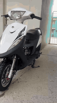 عدله للبيع السعر ب ٦٠٠مكاني مدينه الصدر اتصل وشلع عيوني 07730004276