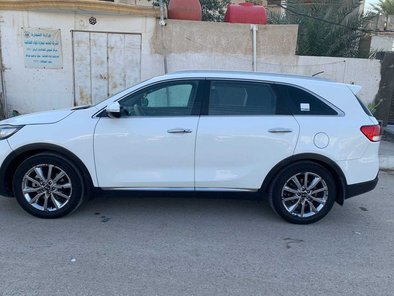 بسم الله وعلى بركه الله تعالى 
سورنتو 2016 خليجي بانوراما

نص مواصفات 

رقم انگليزي  بغداد بأسمي تحويل مباشر 

تشغيل بصمه 

تدفئه تبريد كله شغال 

3 قطع تبريد 

امريات شفط 

اشارة بالمريات

تحكم تستيرن

اشارة ترحيب

حساس امامي خلفي

الكاميرا الخلفيه بالمرايه

سته سلندر

7راكب
كشنات جلد مدوشمه 

كشن كهربائي فقط كشن السائق

كير ومكيه كفاله 

سيارة بيها باردبسيط بالباب الخلفي والسونار موجود وصورة المكان البارد موجوده

صدر امامي خلفي كله جديد السيارة خير من الله ما بيها نواقص سياره مال جناي مابيه اي نقص مغلفه من الداخل واي استفسار هذا رقمي *********** سيدمهدي ديالى المقداديه للعلم اني مو بياع شراي السعر237
