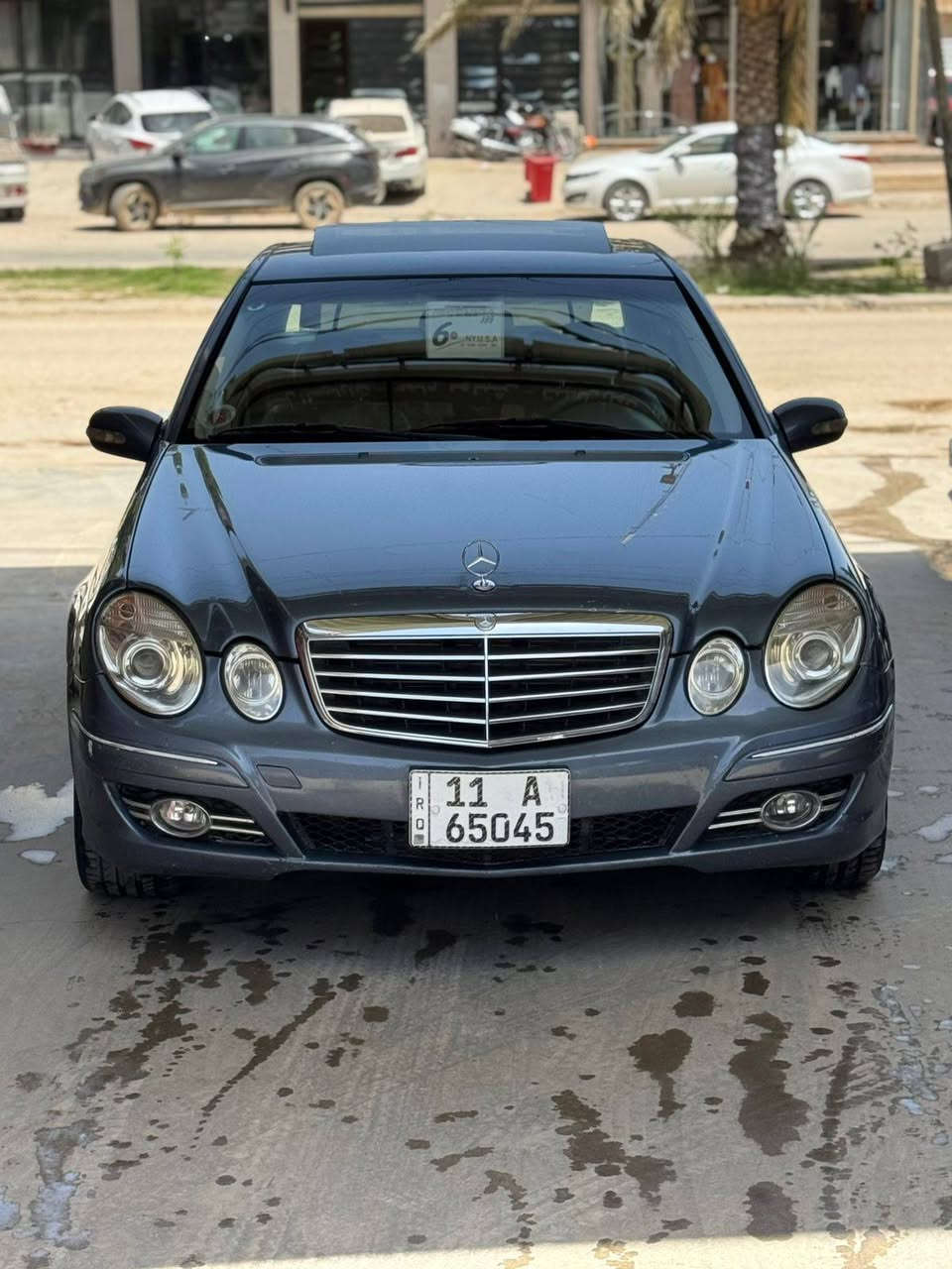 مارسيدس 211 /E350 المرغوب مديل 2006 فول مواصفات 1/1 كشنات جلد تدفئة وتبريد فتحة شاشة كامره خلفية  تحكم ستيرن مانع انزلاق 3 بردات بلادي بعد بيها هواي مواصفات منضومة زنون ابلادي السياره جديده بمعنا الكلمة مصبوغة للجماليه فقط رقم بغداد باسمي تحويل مباشر هزه جديده تخم حدادية تخم تايرات جدد السياره احلى من الصور السعر 113 بيع او مراوس حسب القناعة مكان السياره بابل مركز المدينة ***********
