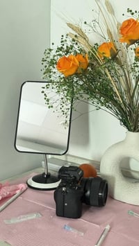 سوني A7III • نظيفة • ملحقات كاملة