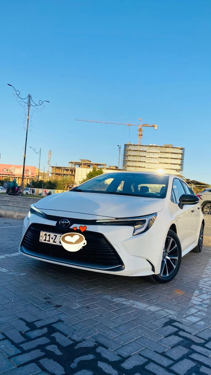 السلام عليكم   كورلا  موديل  24    وراد الصين    فول  مواصفات ماعدة  الكشنات الجلد     مكفولة   من الضربة والصبغ   والبارد  على وضع الشركة مكينة وكير  بيها فقط  حالوبات بسيطة  قمارة وصندوق  ومامبينات  خفيفات كلش   وبيها   شخوط بسيطة ماتنشاف   ماشية  36   الف   ومدوشمة  ارضية وكشنات جلاتين سفريات  وصندوق مكان السياره كربلاء اني مكلف بلنشر الاستفسار *********** ابو ذر
