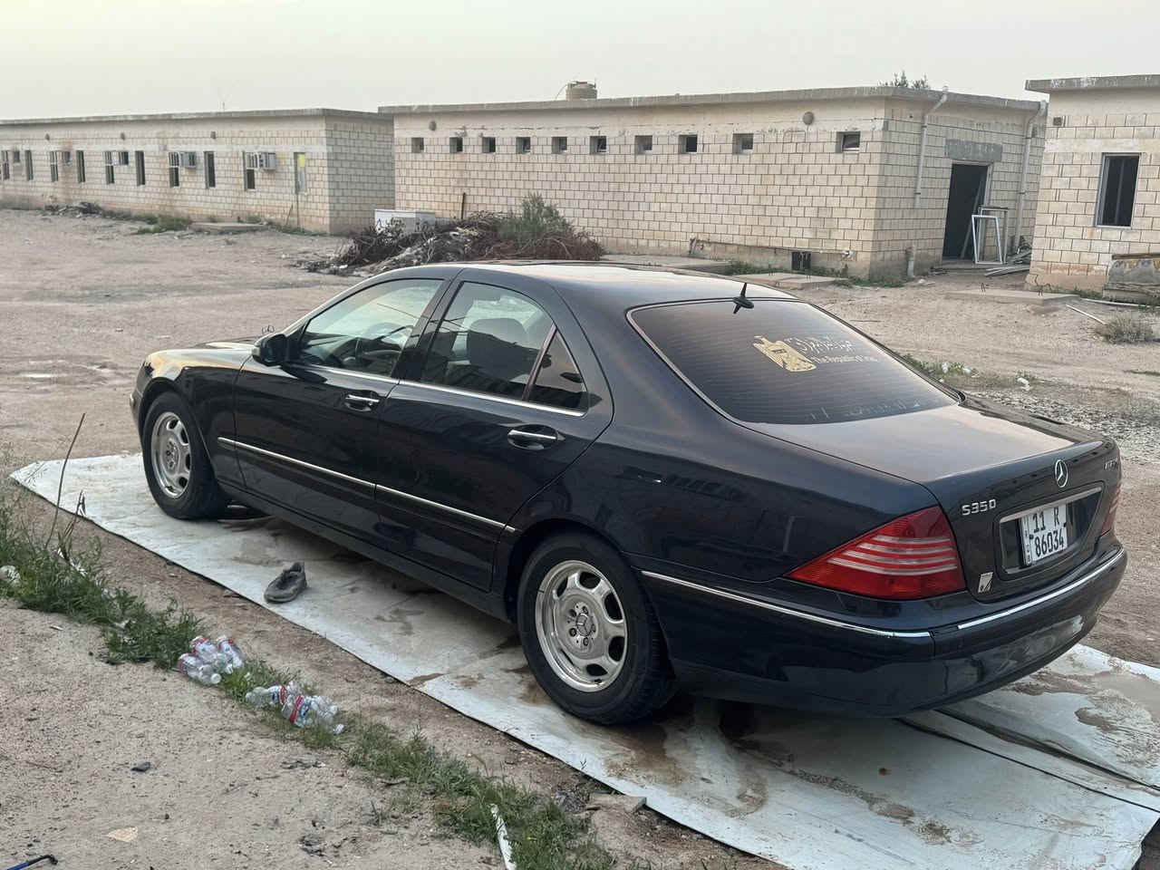 مارسدس غواصه  موديل 2003 فول مواصفات مكينه ٦ سلندر رقم بغداد الدولي ابأسمنه حجم 350سياره بيه قطعتين رش باليابان ربع الباب ومسفه كد شبر بالجاملغ الخلفي فقط سياره جديده وجاهزه كل نقص مابيه مكان السياره البصره السعر ١٢٣ رقم الهاتف ***********

