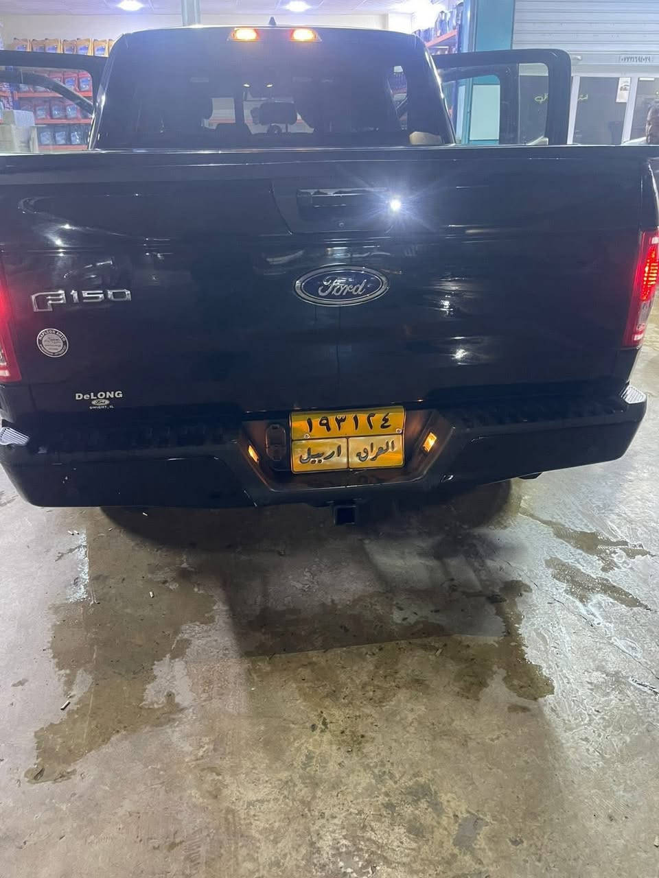 اسلام وعليكم 
فورد F150XTRللبيع لسيارة وكالة نابليون
موديل 2017XTR
لسيارة وارد امريكي بدون ضرر بيهة شخط واحد فقط 
لمرغوب باب طويل بدي قصير
فول مواصفات 
محرك لسيارة 3500توين تيربو 
كير 10نمر 
فور ويل 4X4
تشغيل عن بعد 
ستوب ستارت 
خساسات خلفية 
كامرة خلفية 
كشنات جلد اوف وايت تدفئة كشنات امامي 
قمارة رولز رايز 
لسيارة مبدل بيهة كير جديد ومكينة جديدة فقط 
استفسار اكثر اتصال *********** 
سعرهة 220وبيهة مجال 
رقم اربيل لجديد وسنوية جديدة هم
