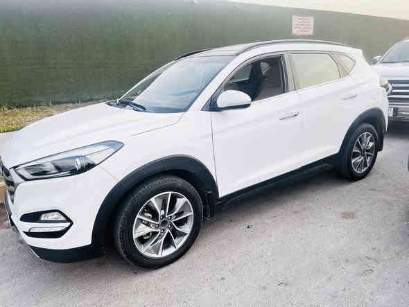 للبيع او مراوس ‏
سيارة موديل 2018

ماشية 95
بنوراما
خليجية  المواصفات:
2000cc محرك
 نظيف
تحكم ستيرن فول
حساس خلفي بلادي
دبل لِد أمامي نهاري
نظام تشخيص العطل عن طريق الشاشة
‏مصبوغ حزام
‏145 السعر
للاستفسار أو التفاصيل، التواصل على الخاص.*********** بغداد الشعب
